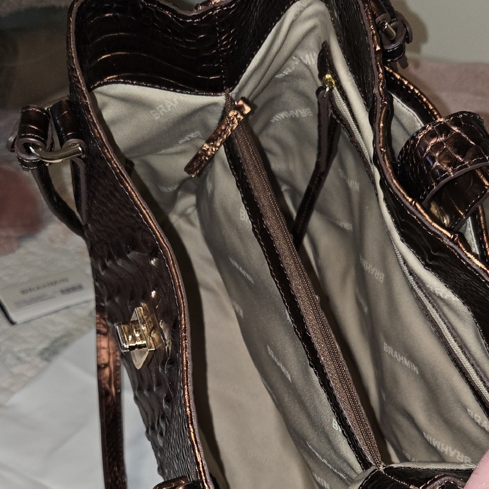 NWT BRAHMIN FIORA SHOULDER BAG IN GANACHE OMBRE MELBOURNE. - Picture 12 of 16